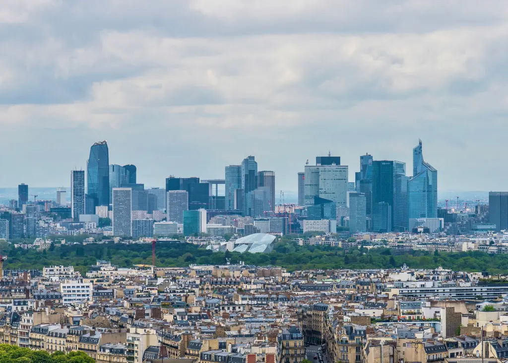 Les tours de La Défense vues depuis Paris